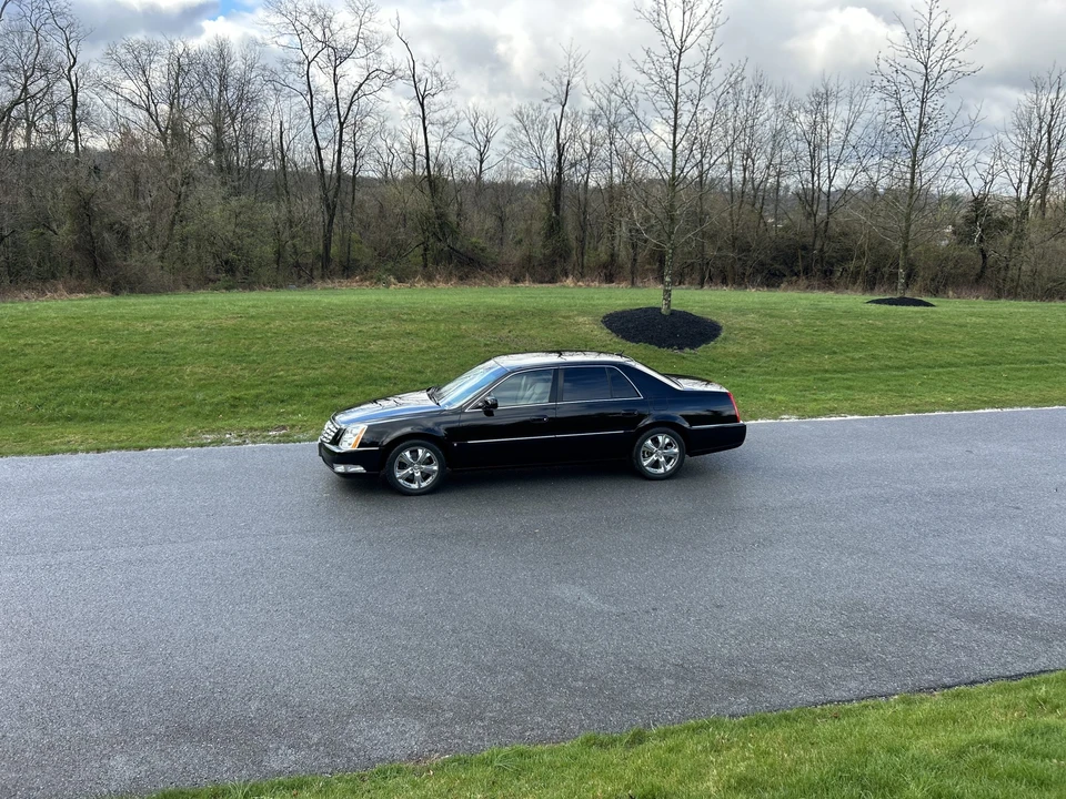 2006 Cadillac DTS - Image 11 of 31
