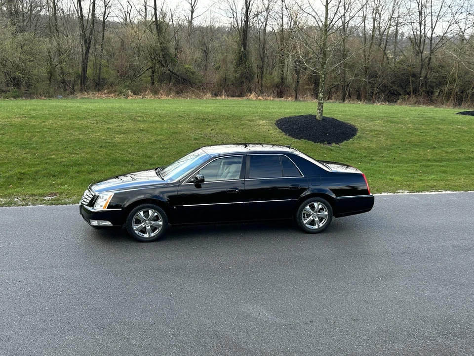 2006 Cadillac DTS - Image 12 of 31