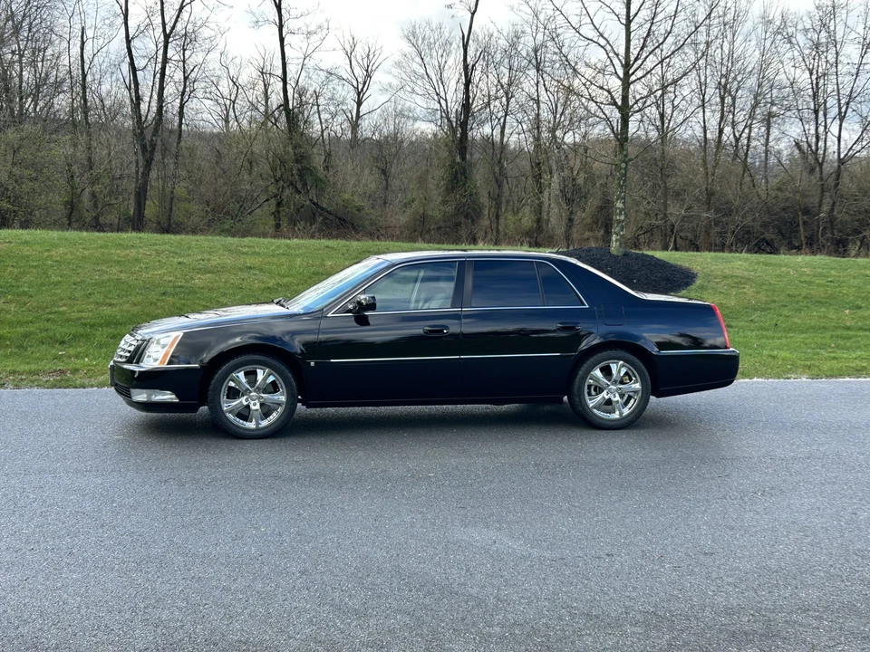 2006 Cadillac DTS - Image 14 of 31