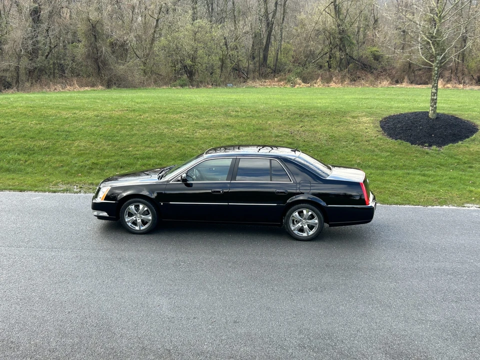 2006 Cadillac DTS - Image 15 of 31