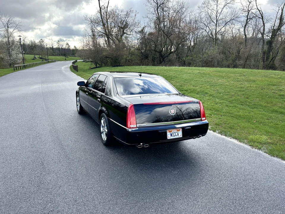 2006 Cadillac DTS - Image 23 of 31