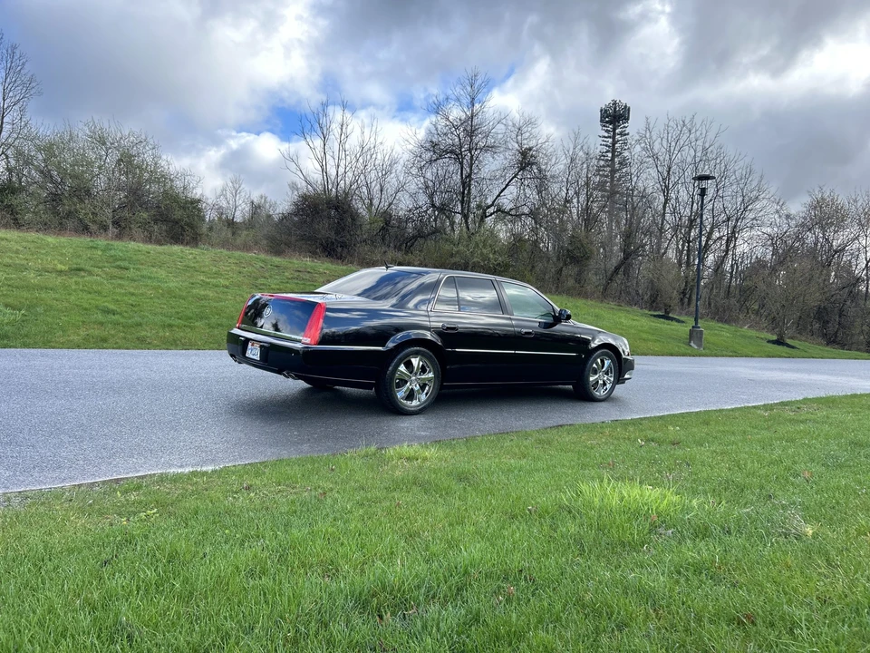 2006 Cadillac DTS - Image 28 of 31
