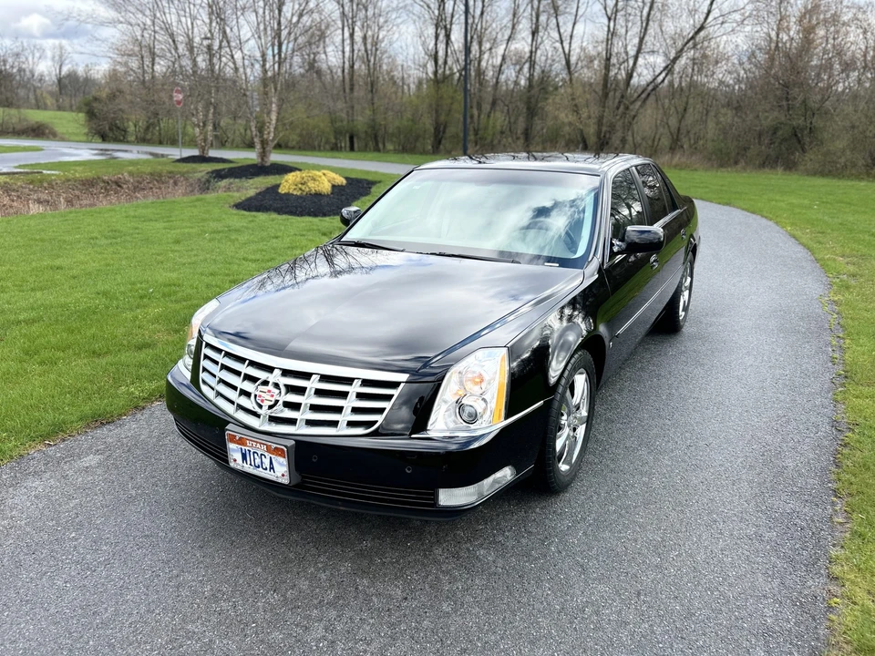 2006 Cadillac DTS - Image 5 of 31