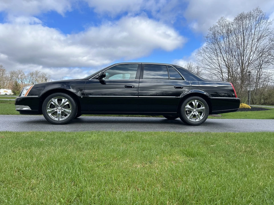 2006 Cadillac DTS - Image 17 of 31