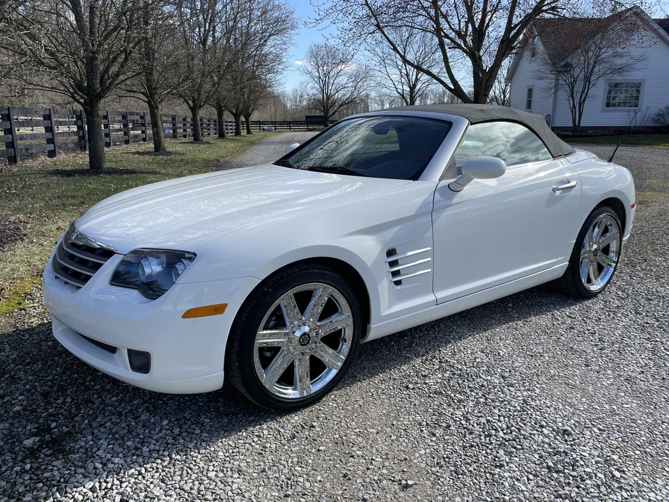 2006 Chrysler Crossfire - Image 24 of 31
