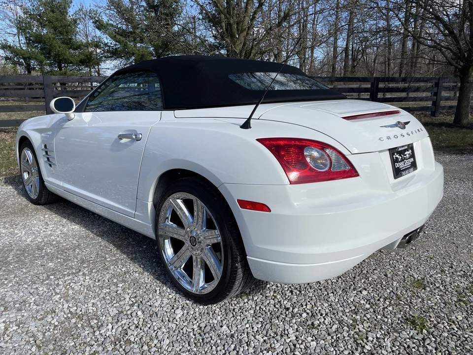 2006 Chrysler Crossfire - Image 30 of 31