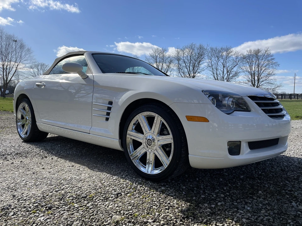 2006 Chrysler Crossfire - Image 21 of 31