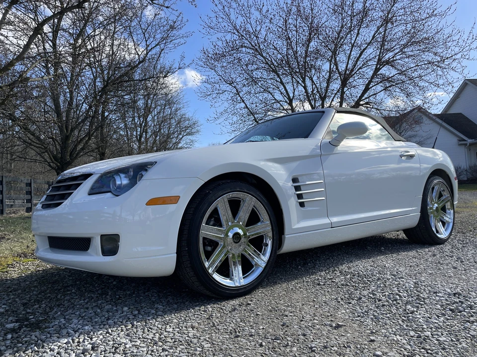 2006 Chrysler Crossfire - Image 23 of 31