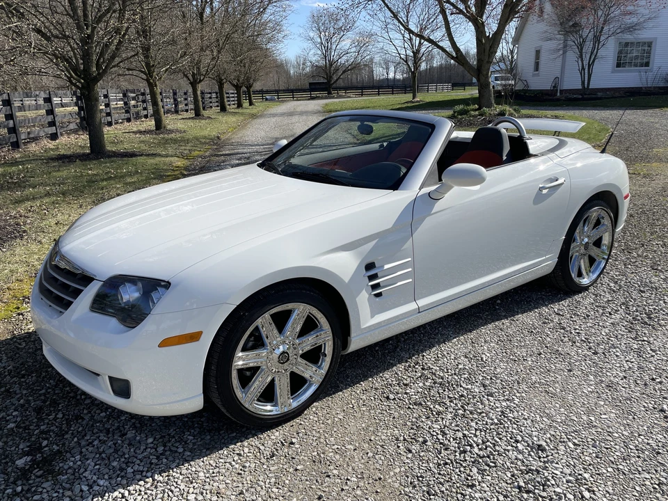 2006 Chrysler Crossfire - Image 7 of 31