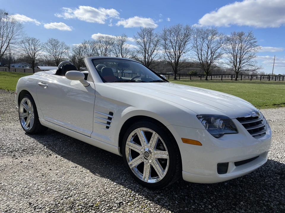 2006 Chrysler Crossfire - Image 3 of 31
