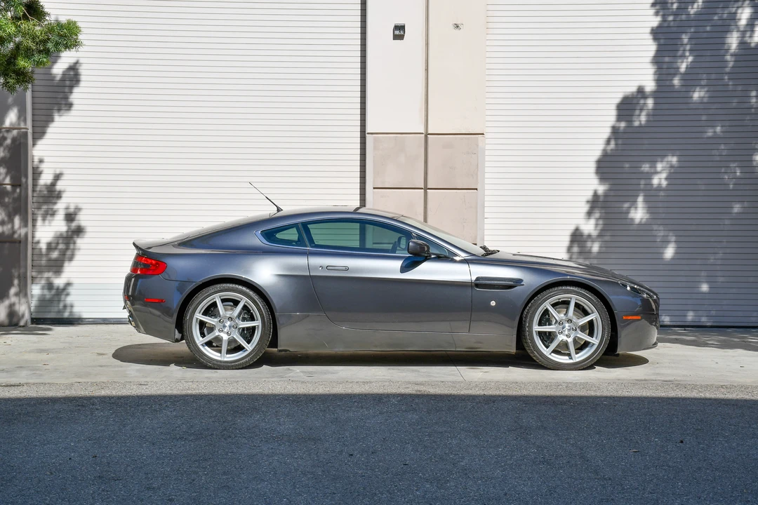 2007 Aston Martin V8 Vantage (2006-2017) - Image 9 of 31