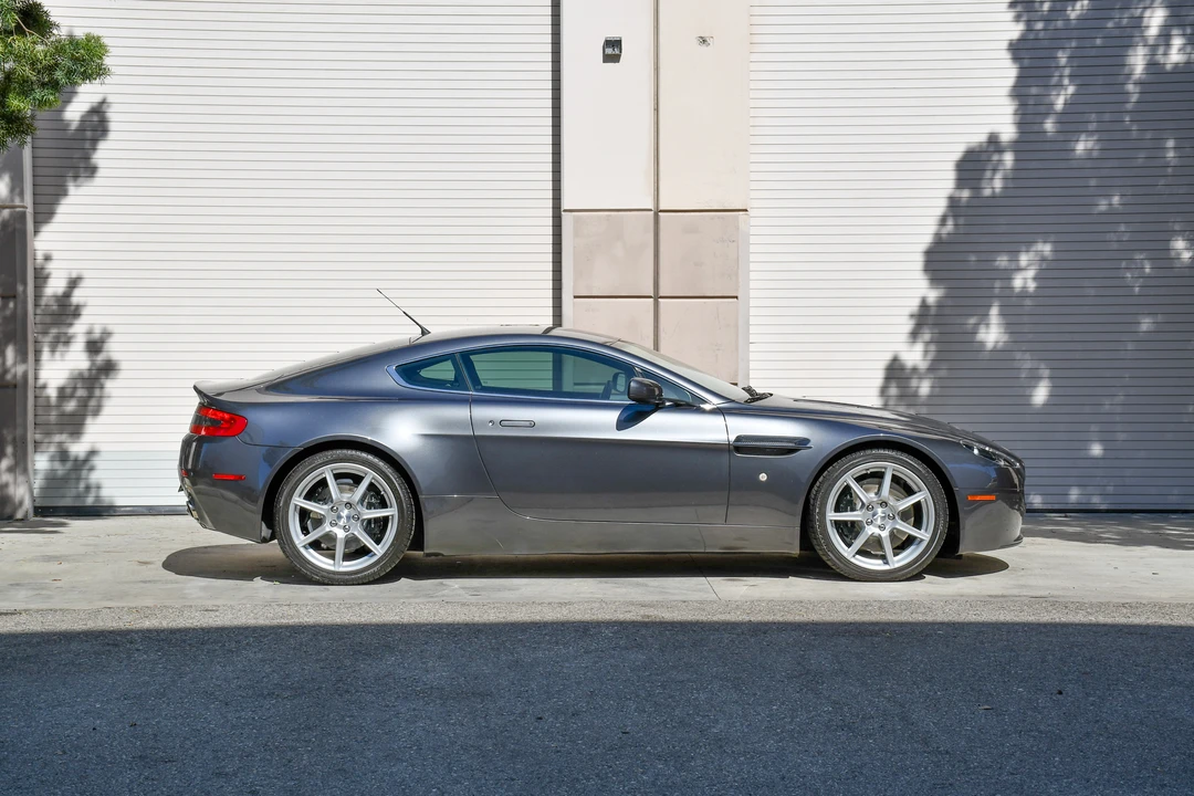 2007 Aston Martin V8 Vantage (2006-2017) - Image 10 of 31