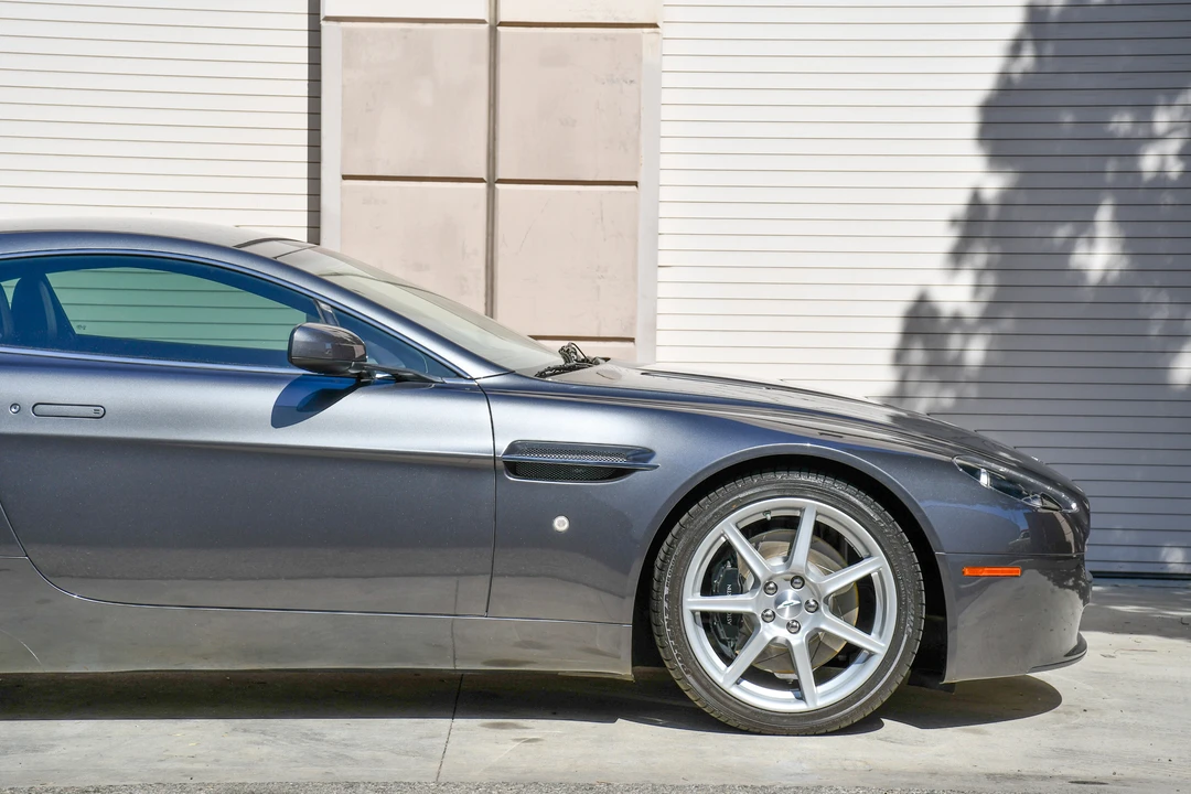 2007 Aston Martin V8 Vantage (2006-2017) - Image 28 of 31