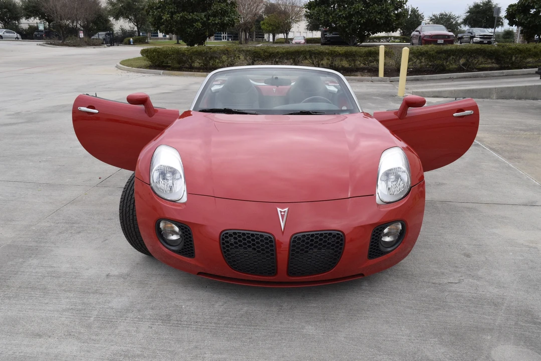2007 Pontiac Solstice GXP - Image 7 of 31