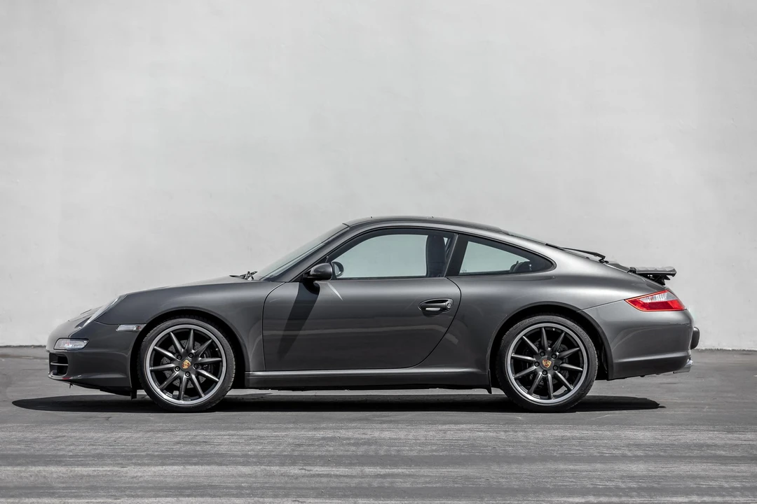 2007 Porsche 997 Carrera - Image 2 of 31