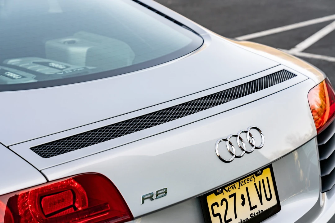 2008 Audi 42 R8 - Image 24 of 31
