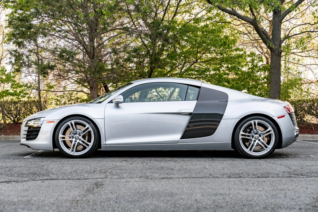 2008 Audi 42 R8 - Image 2 of 31