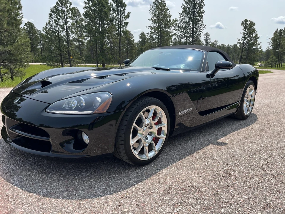 2008 Dodge Viper 4th Gen - Image 2 of 31