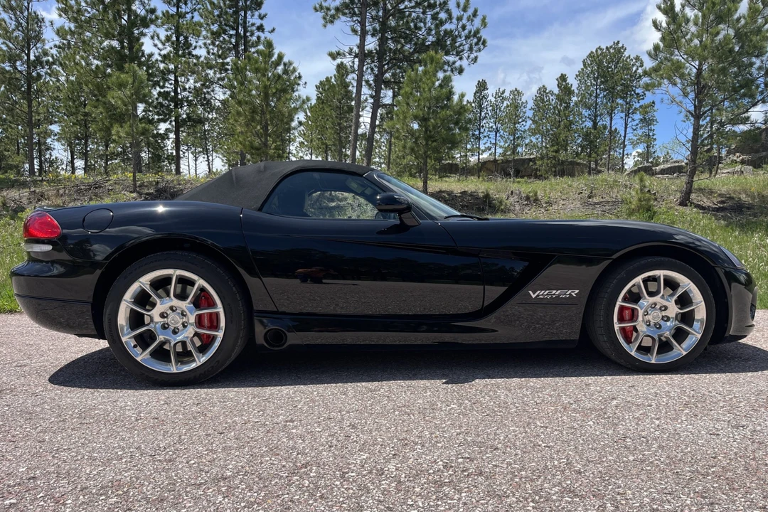 2008 Dodge Viper 4th Gen - Image 9 of 31