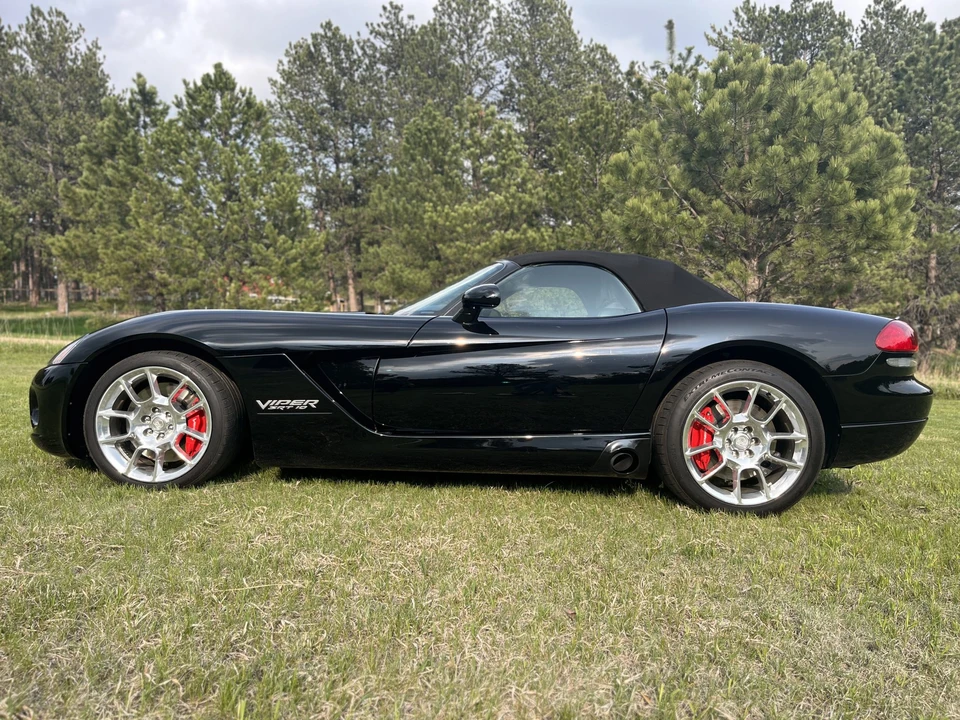 2008 Dodge Viper 4th Gen - Image 4 of 31
