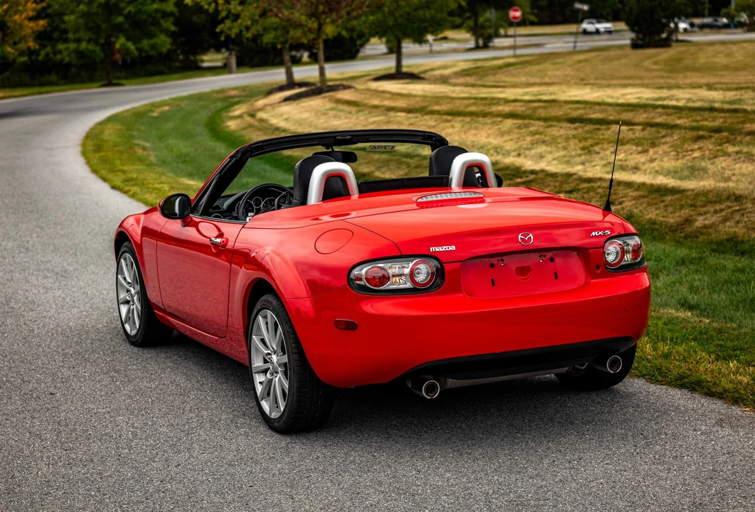 2008 Mazda NC MX-5 Miata - Image 9 of 31