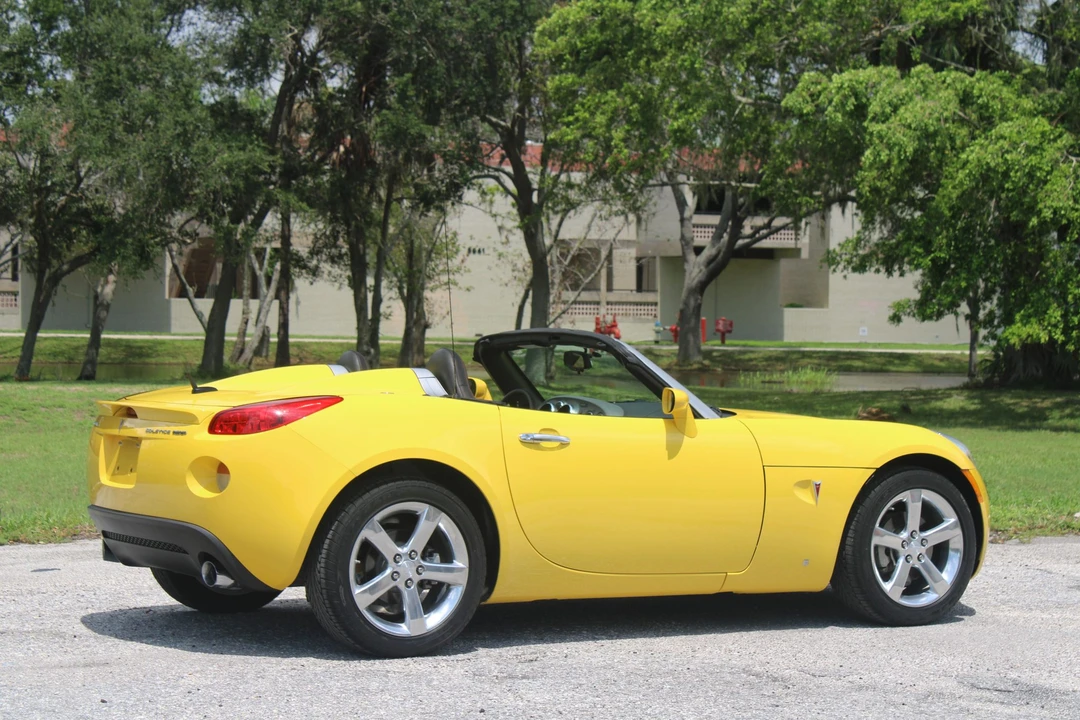 2008 Pontiac Solstice GXP - Image 24 of 31