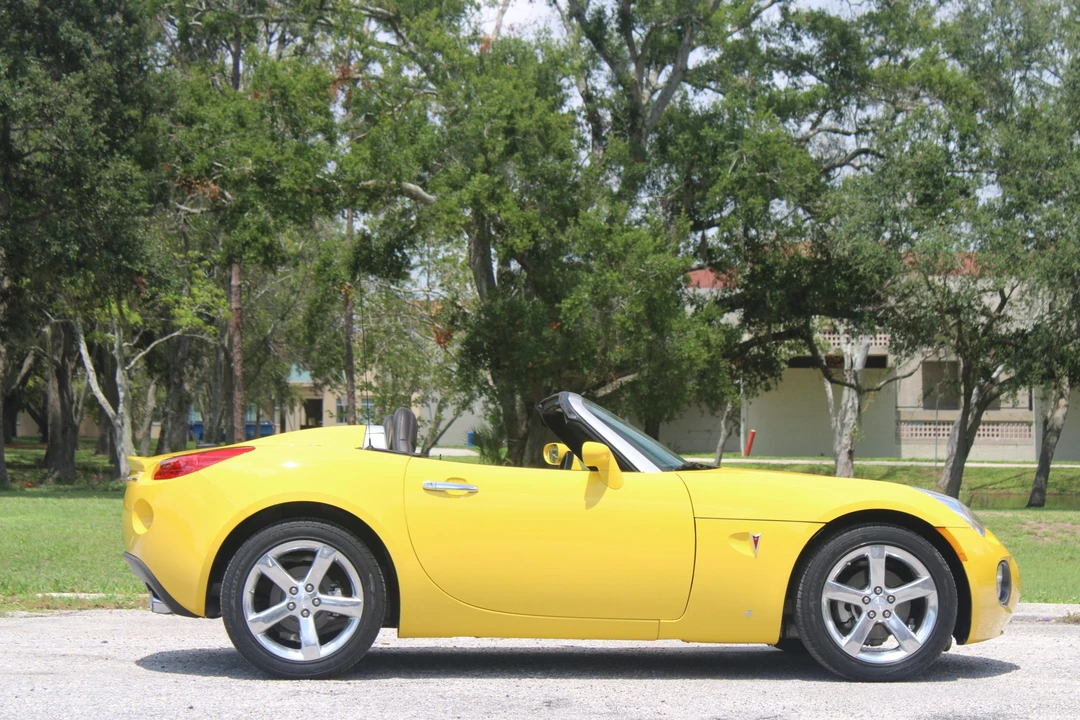 2008 Pontiac Solstice GXP - Image 25 of 31