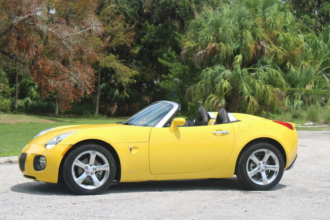 2008 Pontiac Solstice GXP - Image 10 of 31
