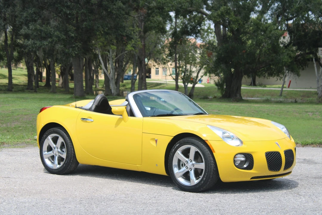 2008 Pontiac Solstice GXP - Image 28 of 31