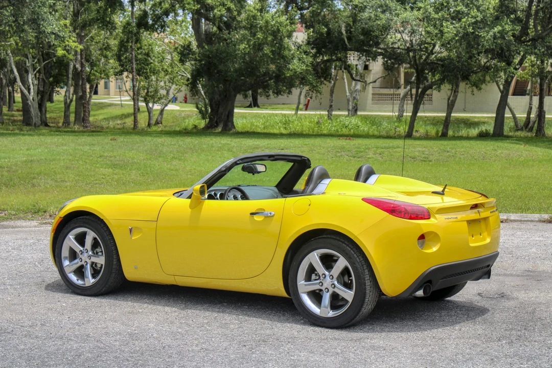 2008 Pontiac Solstice GXP - Image 16 of 31