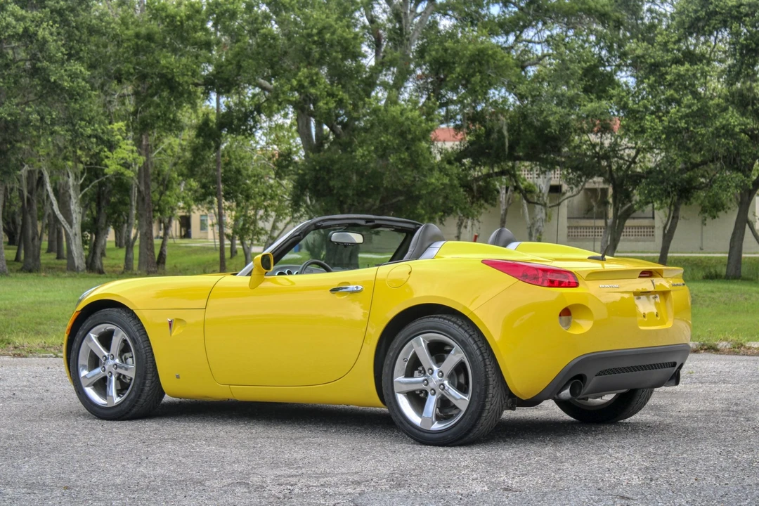2008 Pontiac Solstice GXP - Image 17 of 31