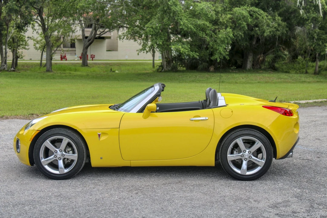 2008 Pontiac Solstice GXP - Image 11 of 31