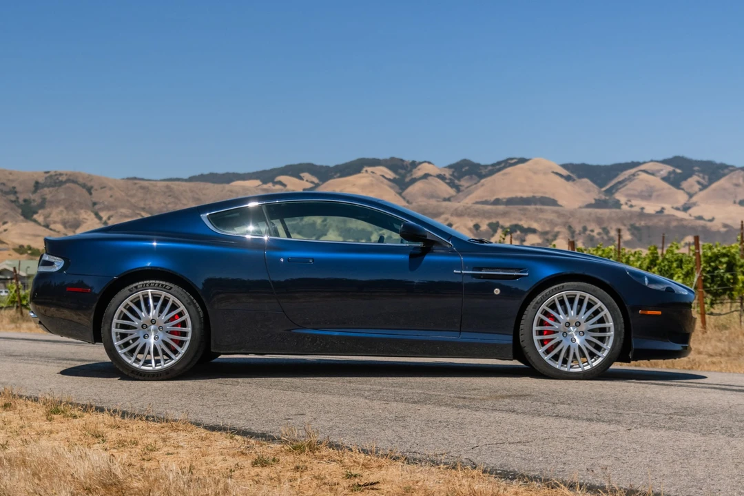 2009 Aston Martin DB9 - Image 18 of 31