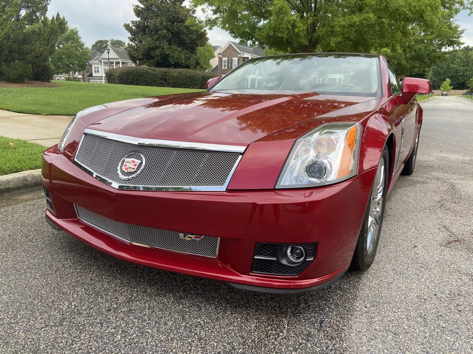 2009 Cadillac XLR - Image 13 of 31
