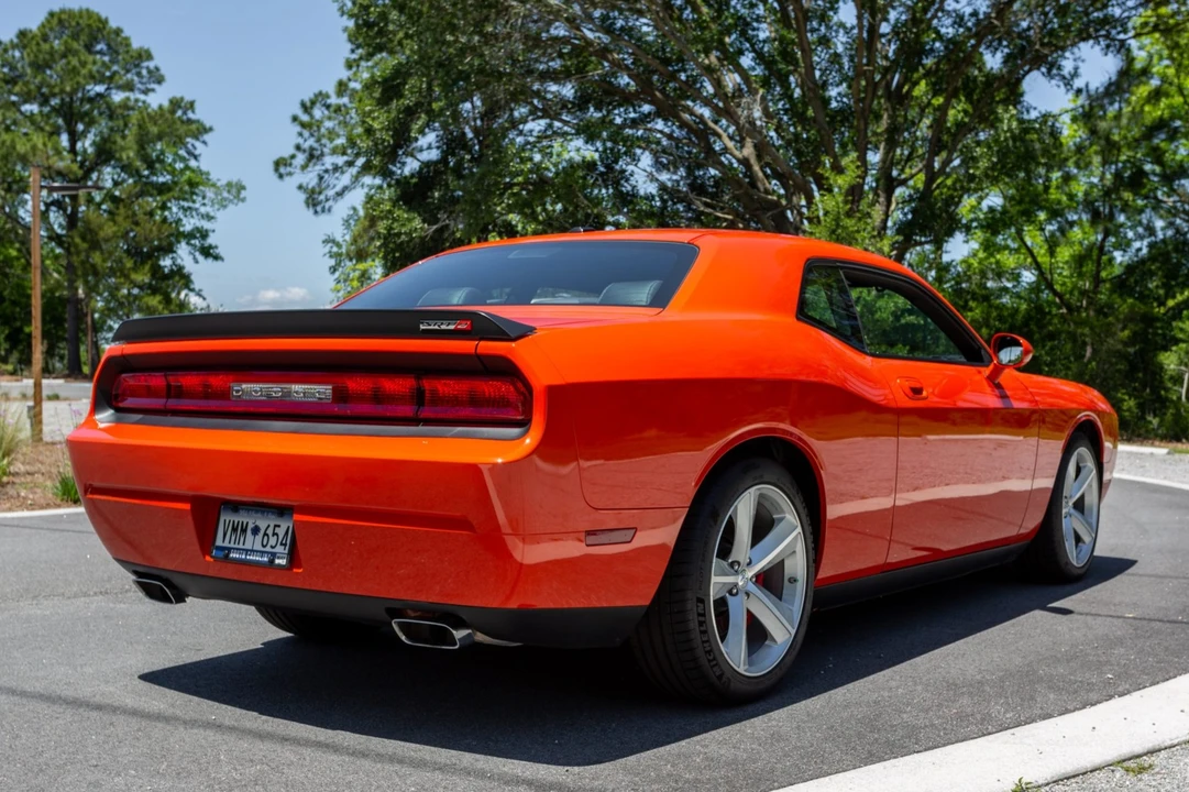 2009 Dodge Challenger SRT8 & 392 3rd Gen - Image 3 of 31