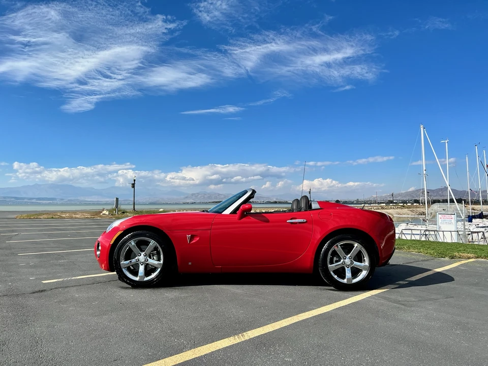 2009 Pontiac Solstice GXP - Image 27 of 31