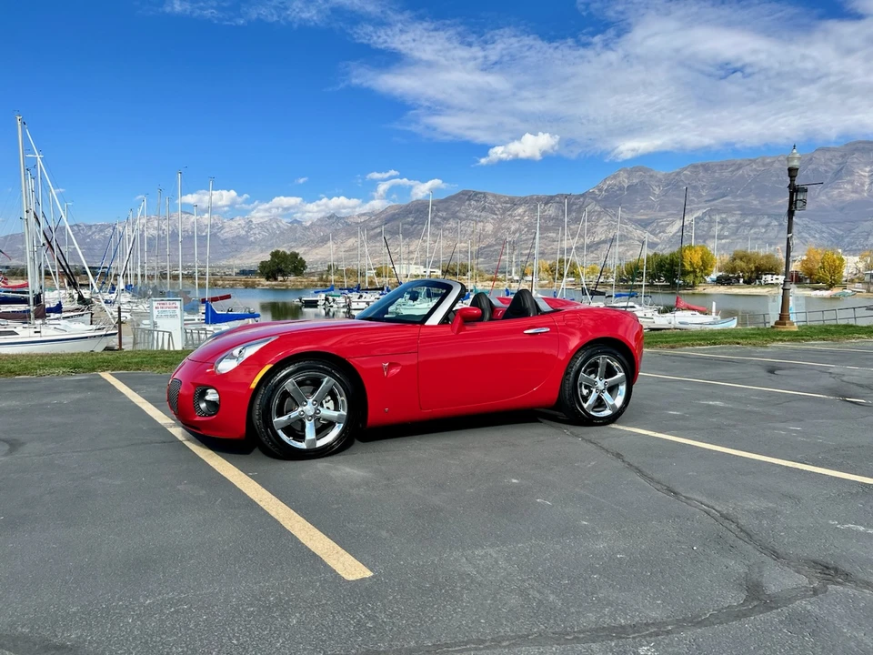 2009 Pontiac Solstice GXP - Image 24 of 31