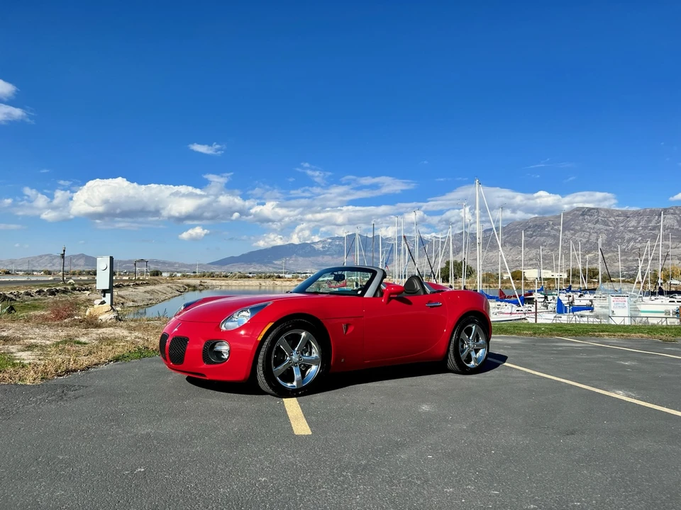 2009 Pontiac Solstice GXP - Image 22 of 31