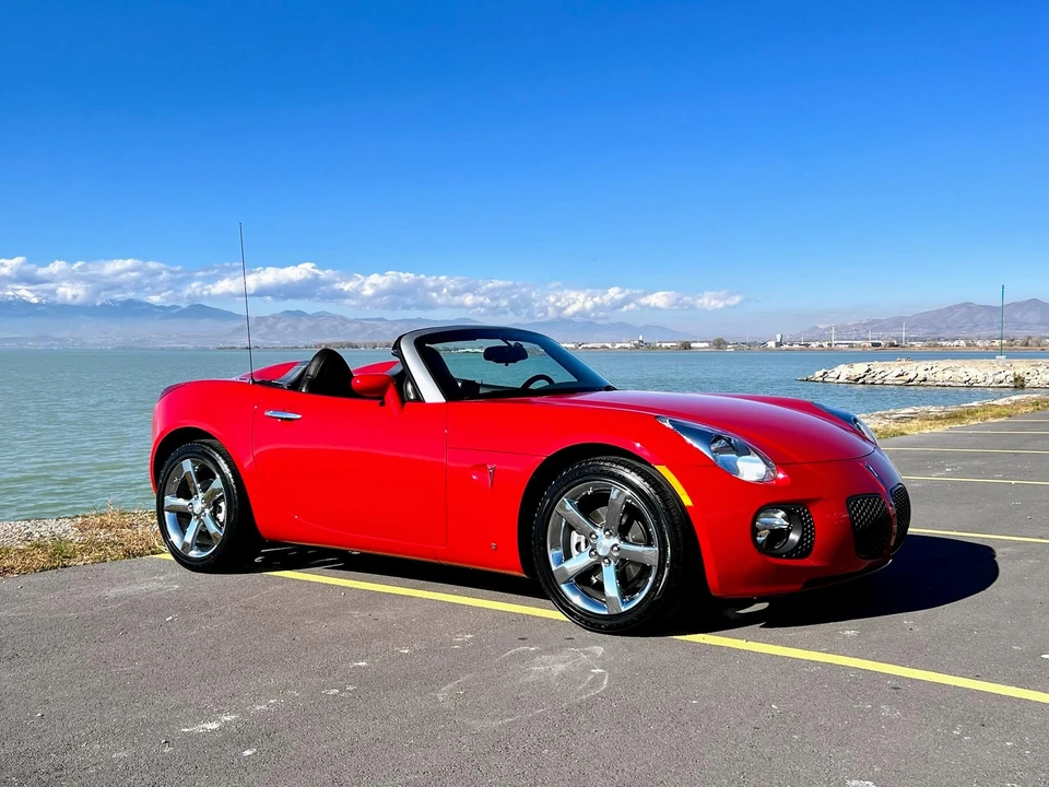 2009 Pontiac Solstice GXP - Image 14 of 31