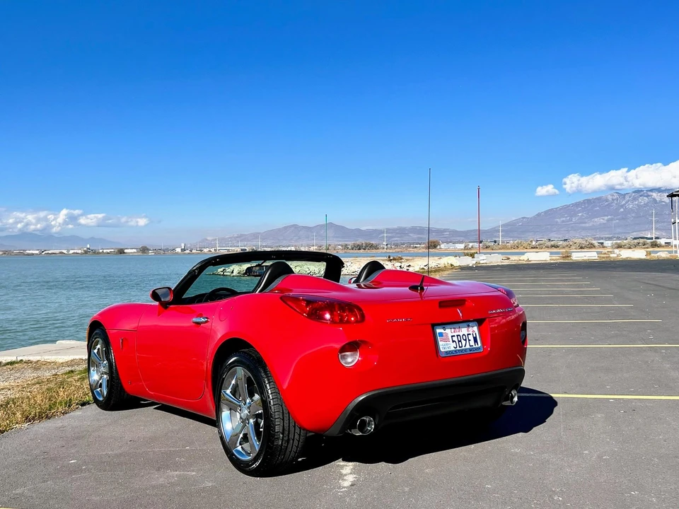 2009 Pontiac Solstice GXP - Image 11 of 31