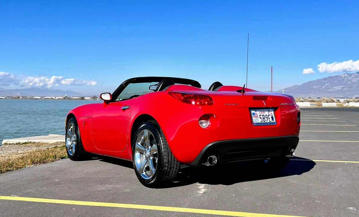 2009 Pontiac Solstice GXP - Image 10 of 31