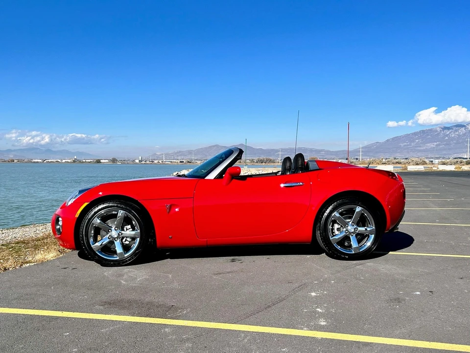 2009 Pontiac Solstice GXP - Image 6 of 31