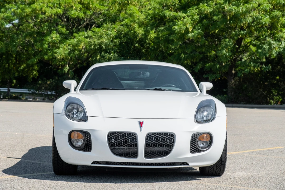 2009 Pontiac Solstice GXP - Image 5 of 31