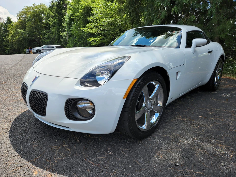 2009 Pontiac Solstice GXP - Image 4 of 31