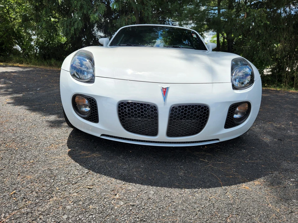 2009 Pontiac Solstice GXP - Image 6 of 31