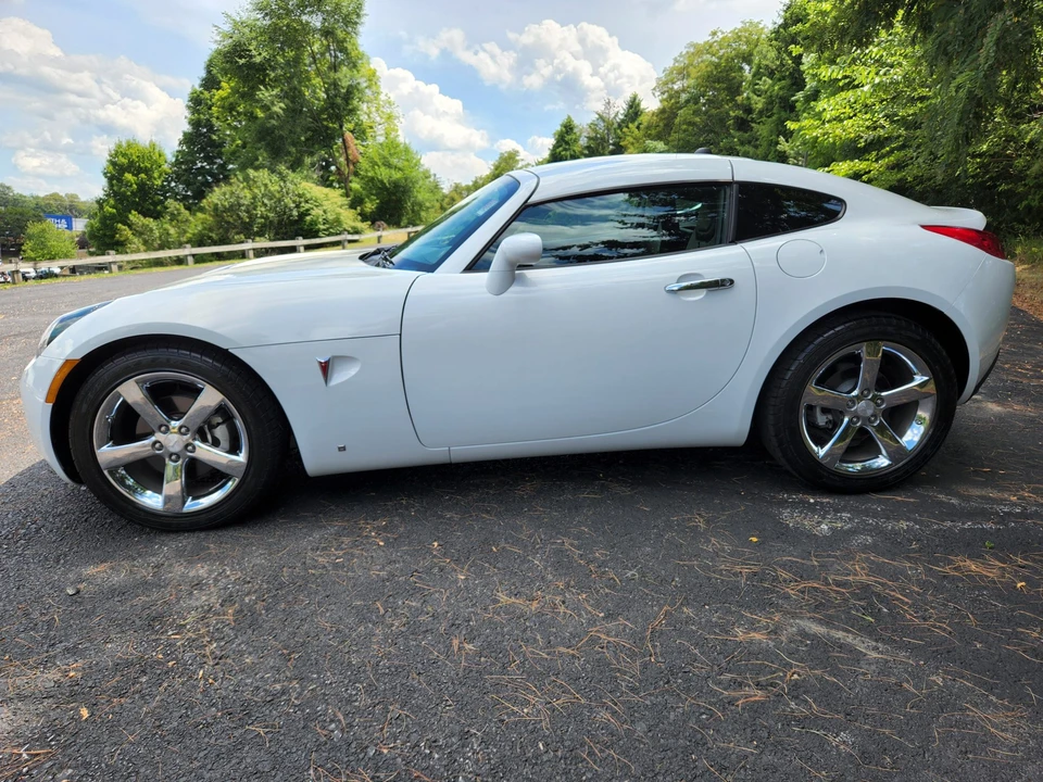 2009 Pontiac Solstice GXP - Image 16 of 31