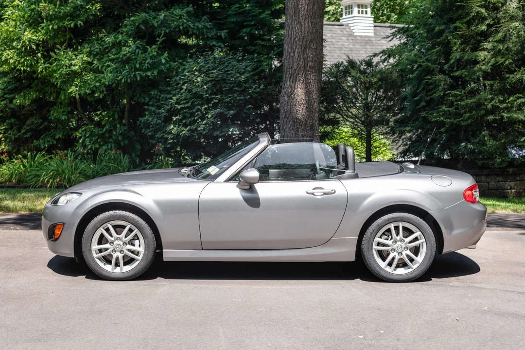 2011 Mazda NC MX-5 Miata - Image 11 of 31