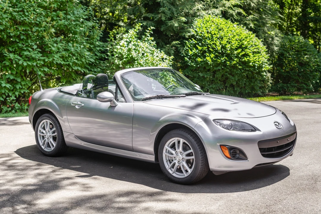 2011 Mazda NC MX-5 Miata - Image 16 of 31