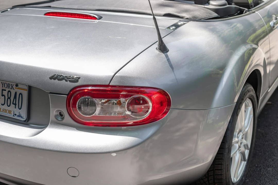 2011 Mazda NC MX-5 Miata - Image 30 of 31