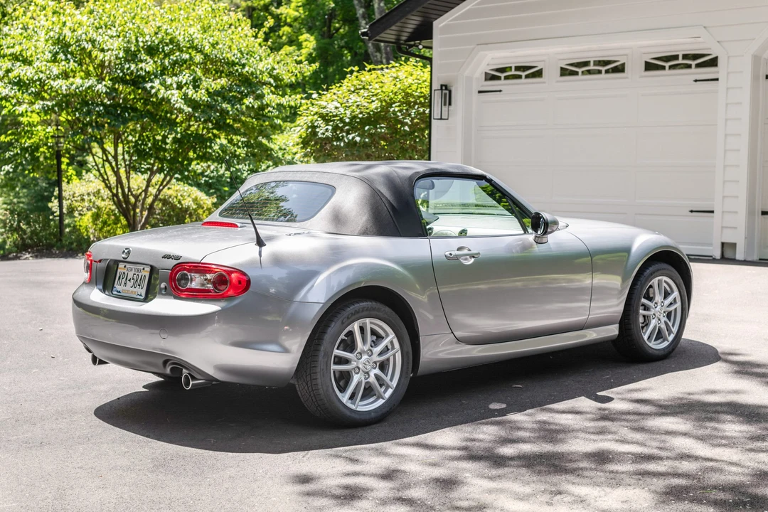 2011 Mazda NC MX-5 Miata - Image 7 of 31